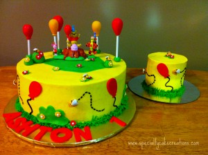 Winnie  Pooh Birthday Cake on Winnie The Pooh First Birthday Cake With Smash Cake   Specialty Cake