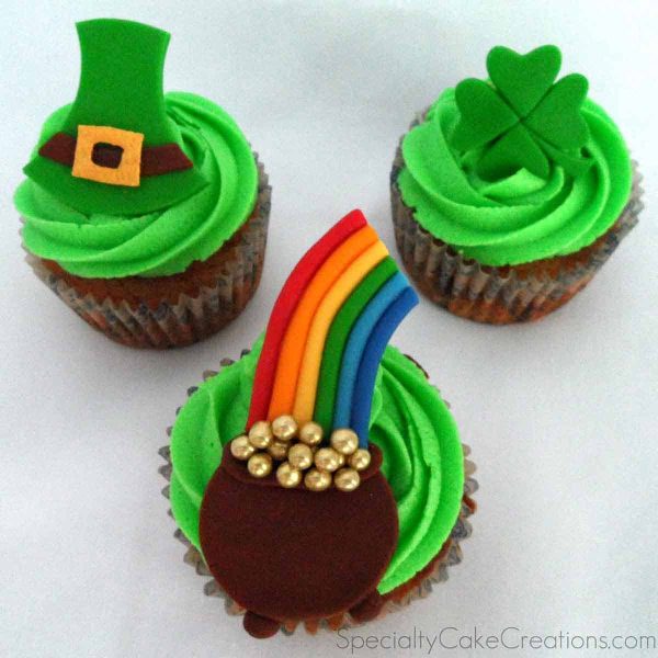 St. Patricks Day Cupcake Toppers